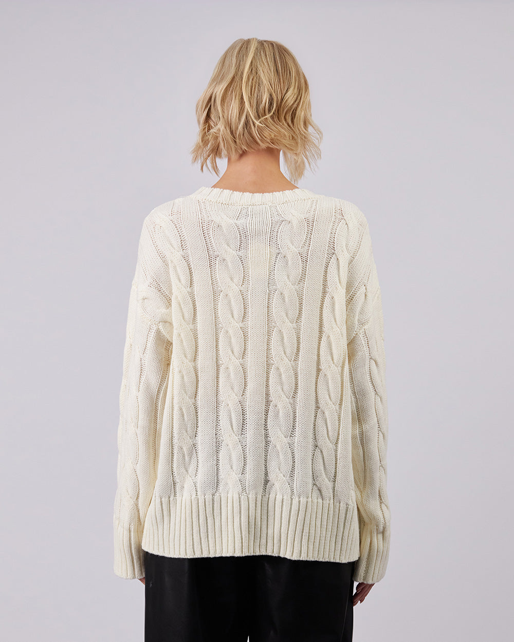 Pearl Sweater Duchess