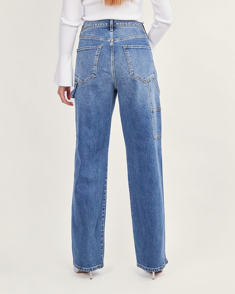 Blue wide-leg jeans
