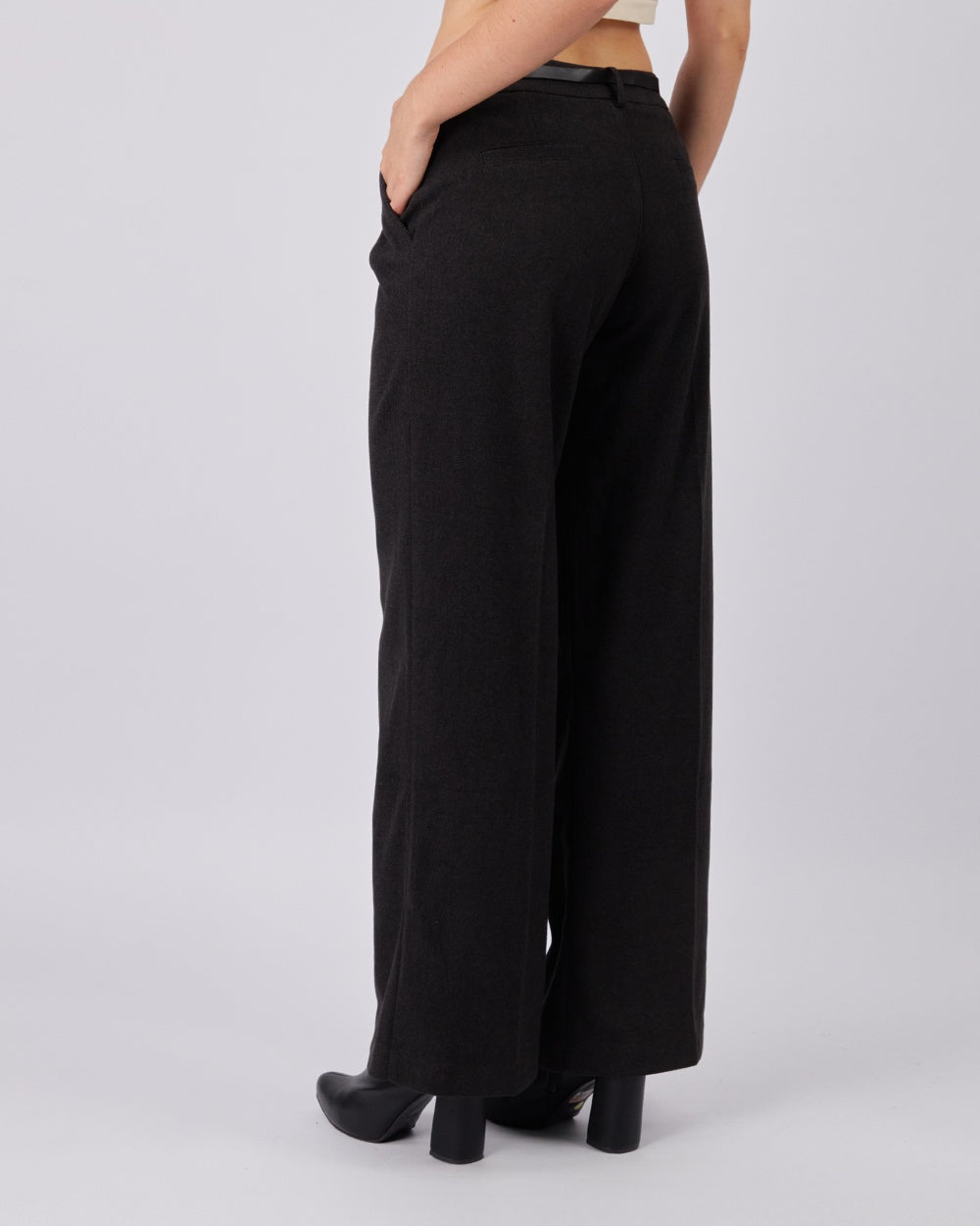 Black Trousers With Belt