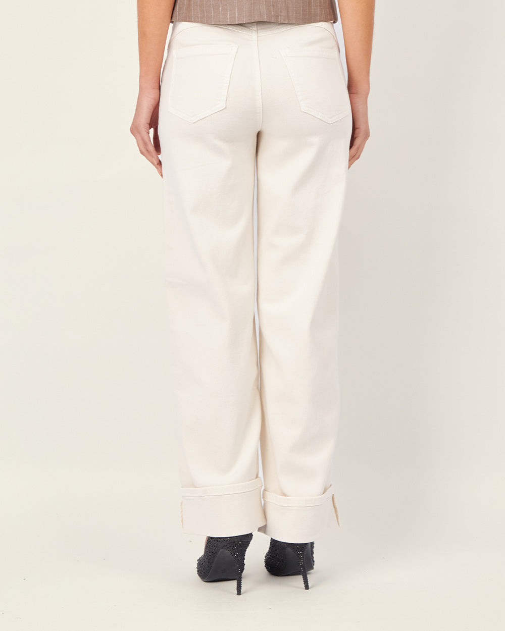 Cream push-up denim