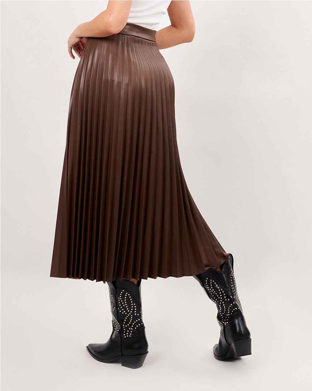 Chocolate pleated skirt