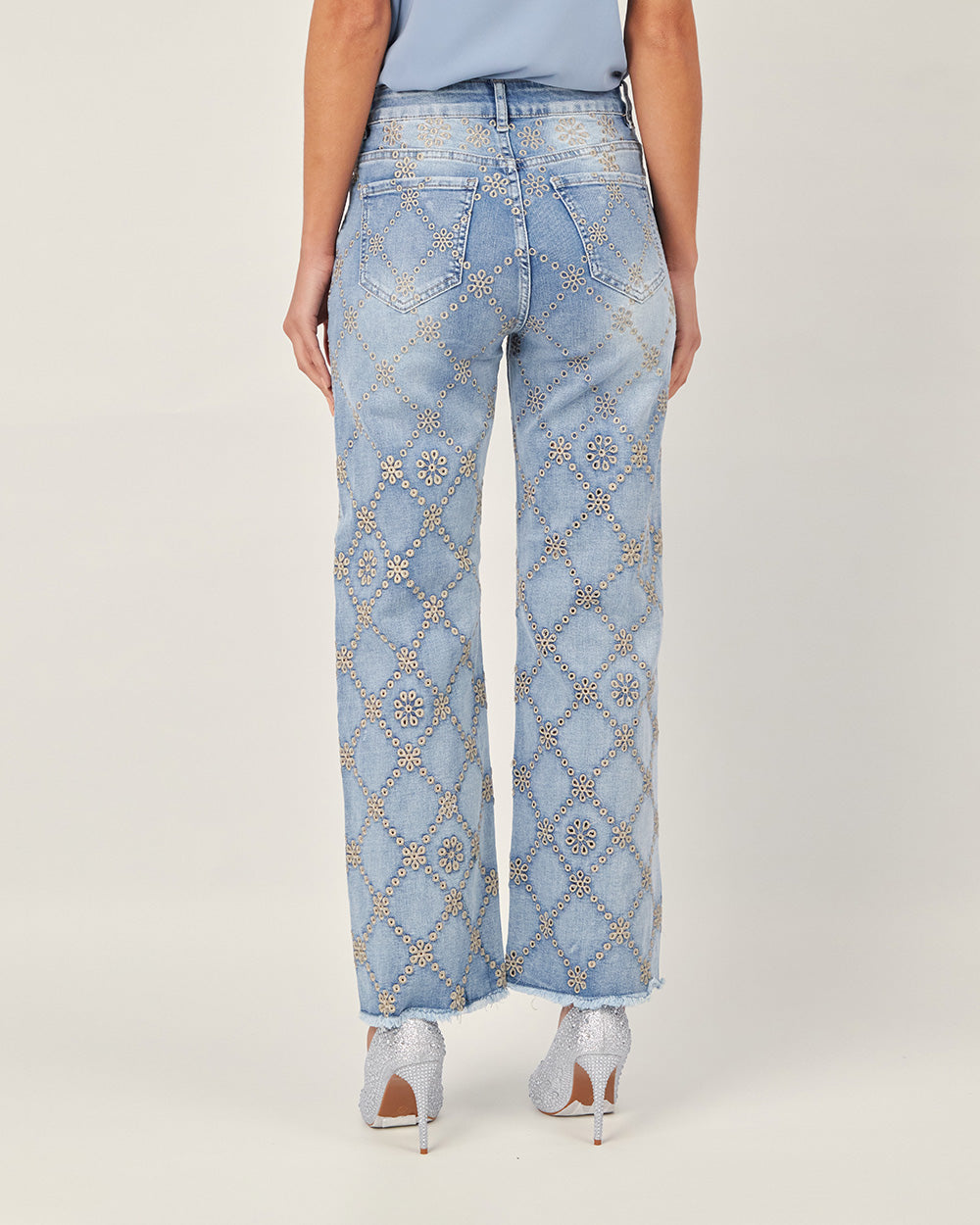 Light blue straight-leg denim pants