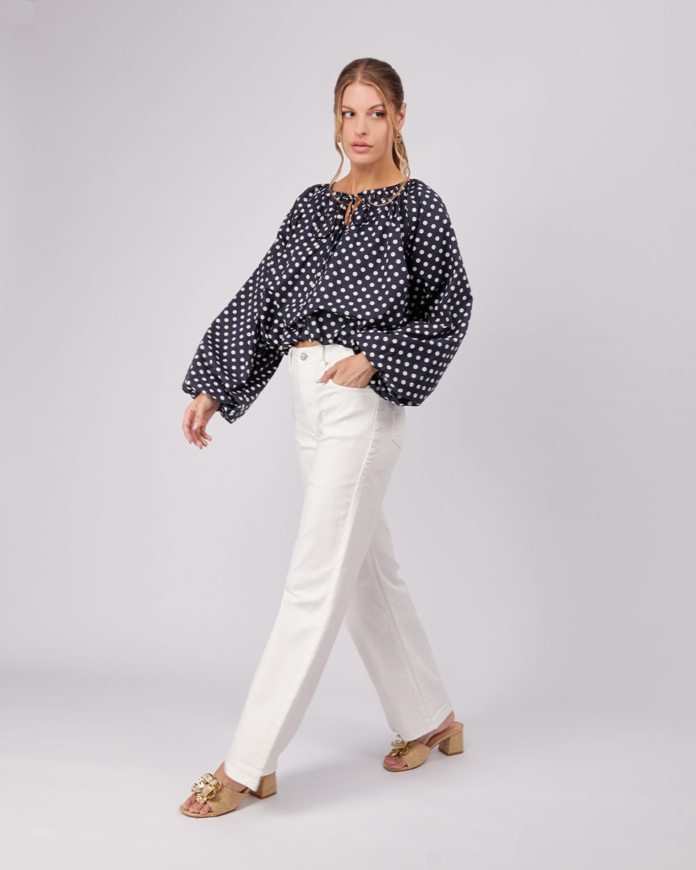 Blue Blouse Dolka Pots