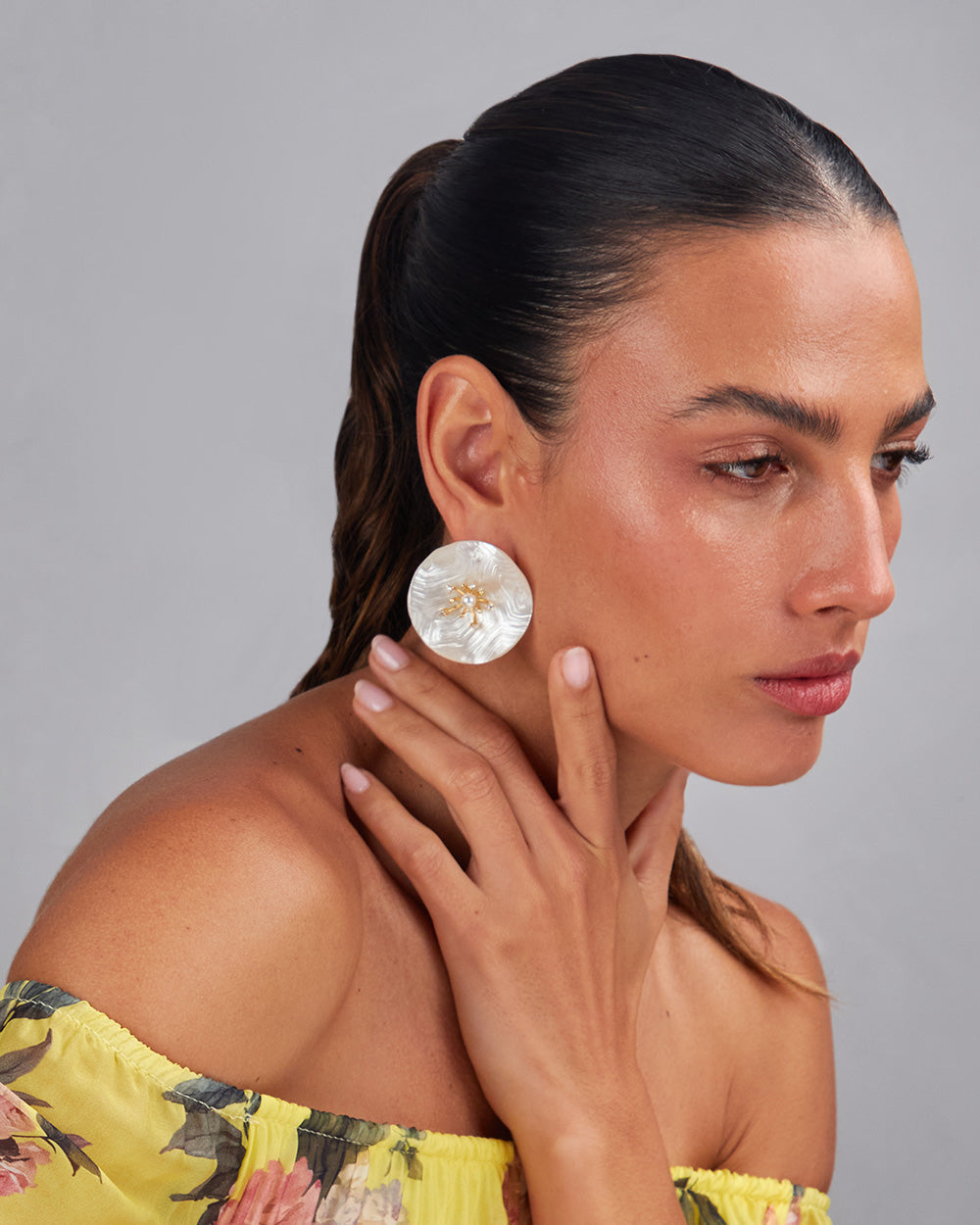 White Mother-Of-Pearl Flower Earrings