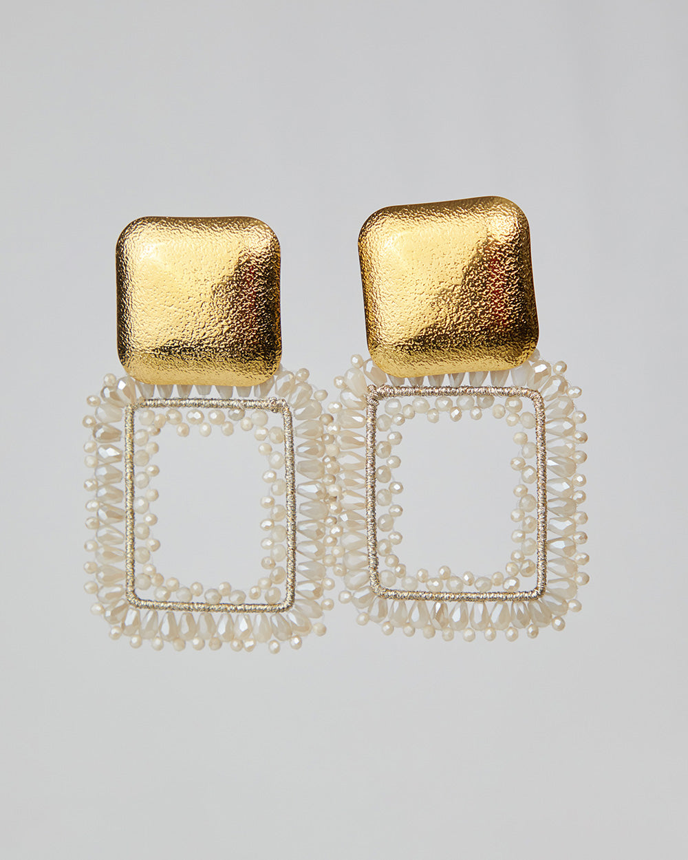 Earring With Gold Square And Beige Stones