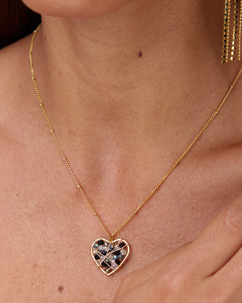 Gold Necklace Heart-Shaped Stone Pendant