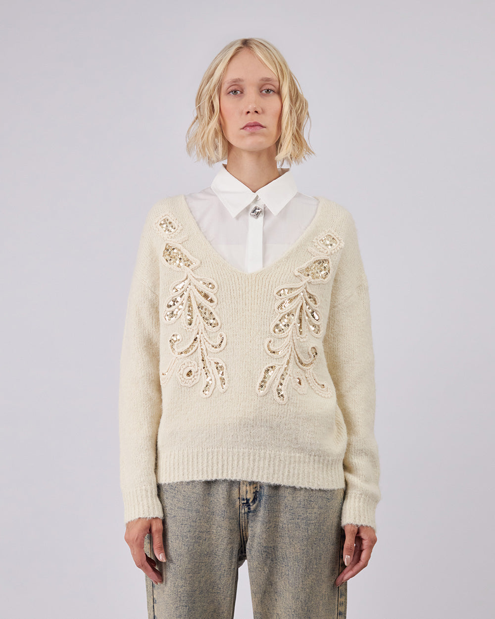 Cream Knitted Sweater With Appliqués