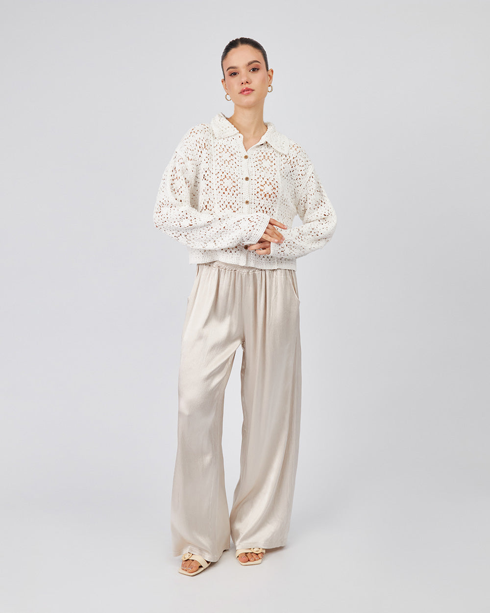 White Pants With Pockets