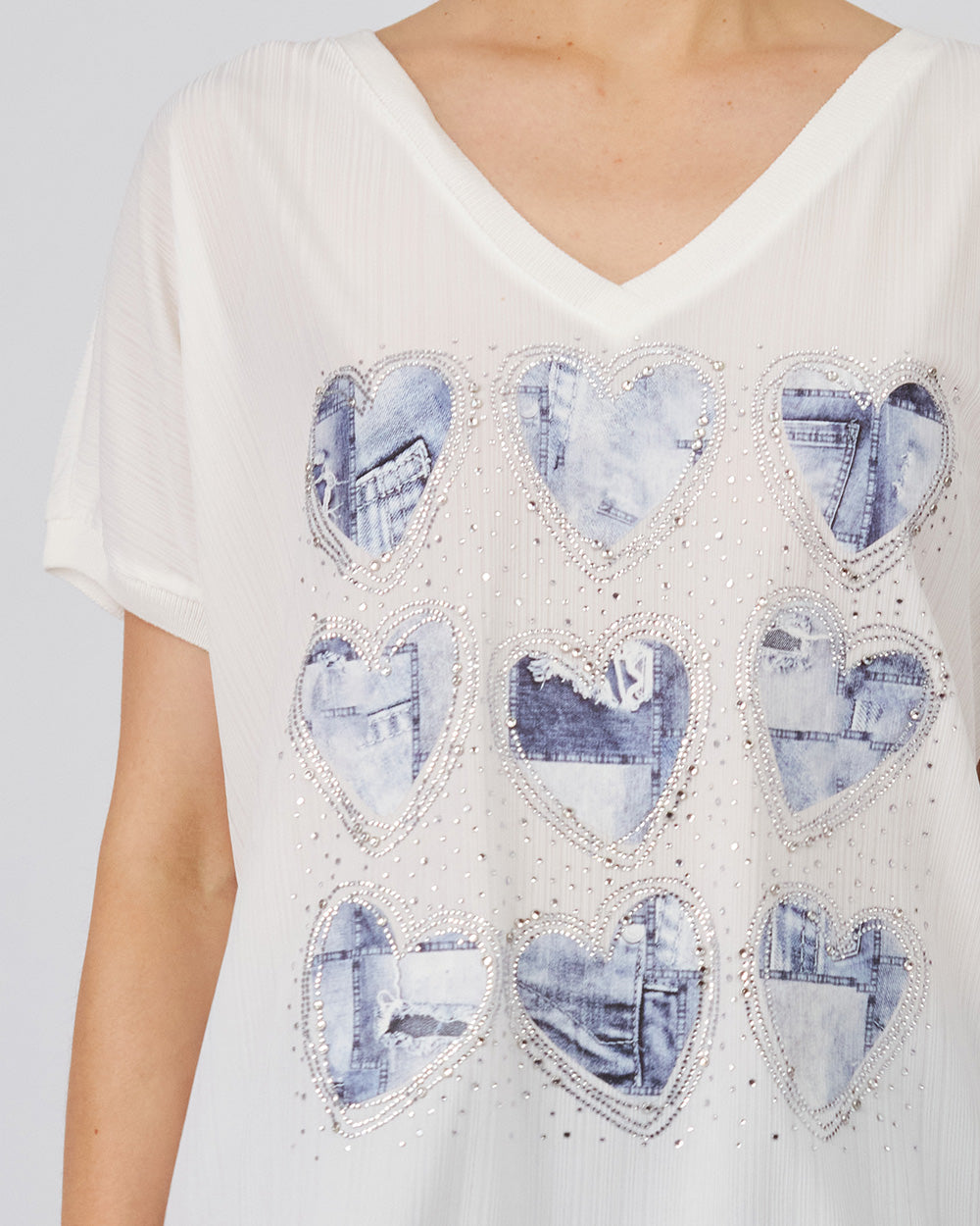 White T-Shirt With Heart Print