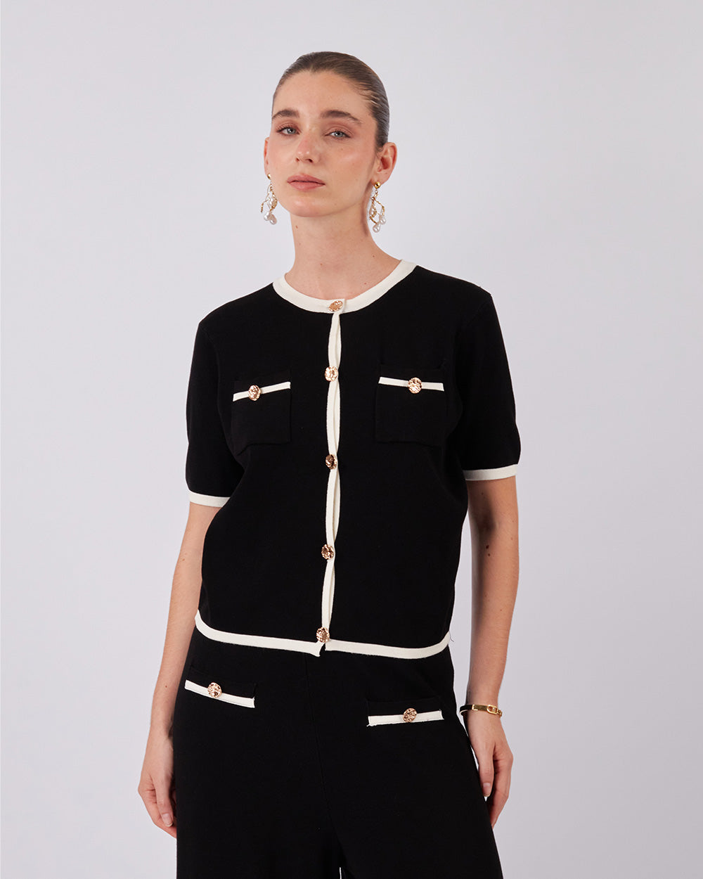 Black Knitted Top With Trim