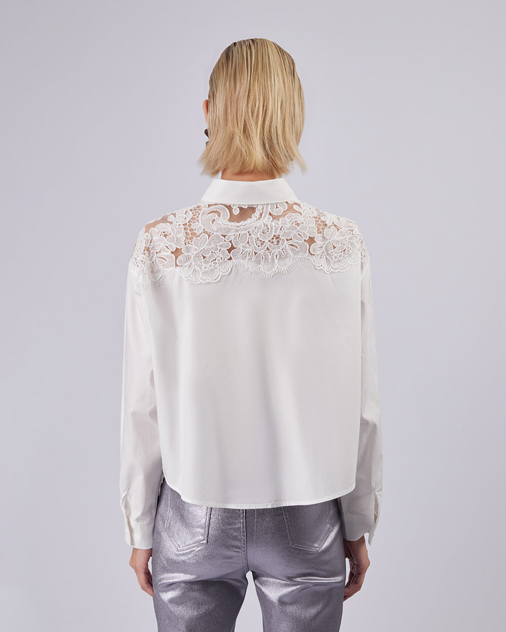White Shirt With Lace