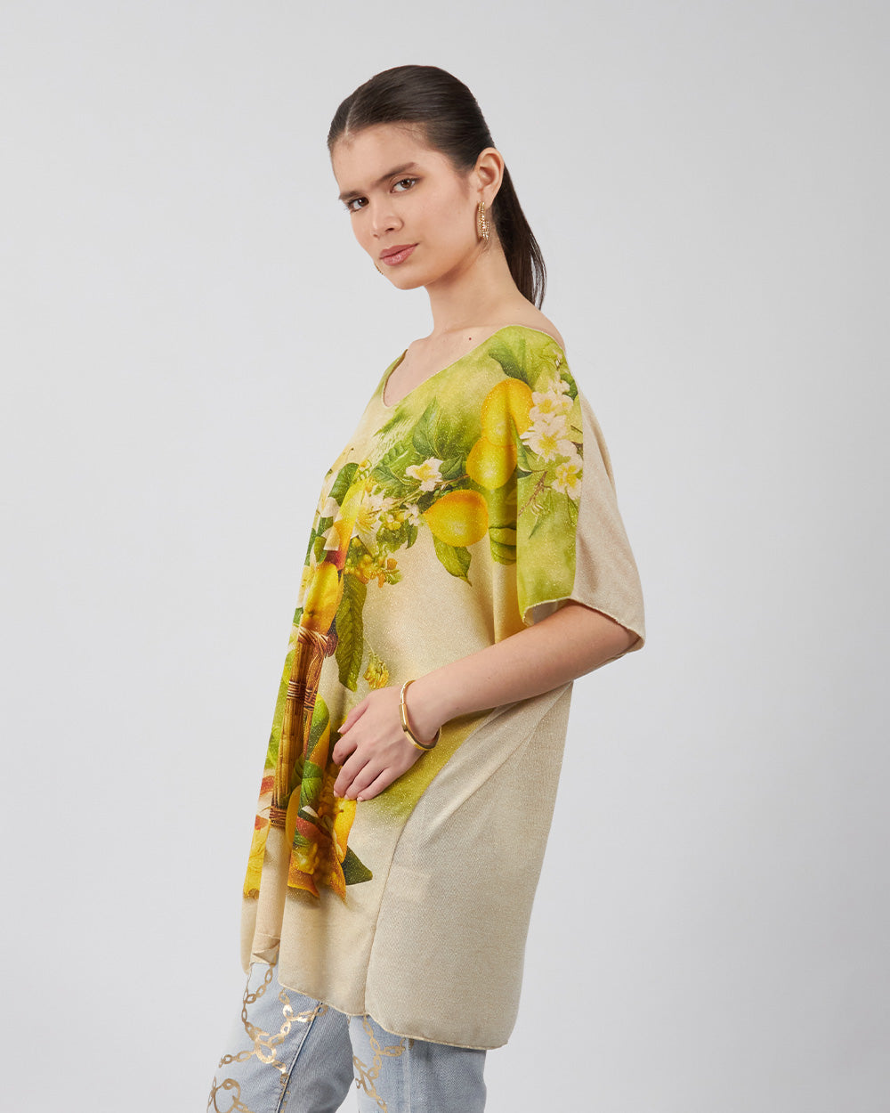 Beige Blous Flowers And Lemons