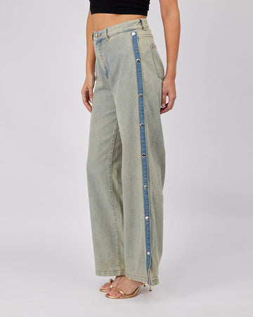 Light Blue Denim Pants Brooches