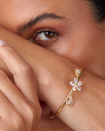 Gold Bracelet White Stone Flowers