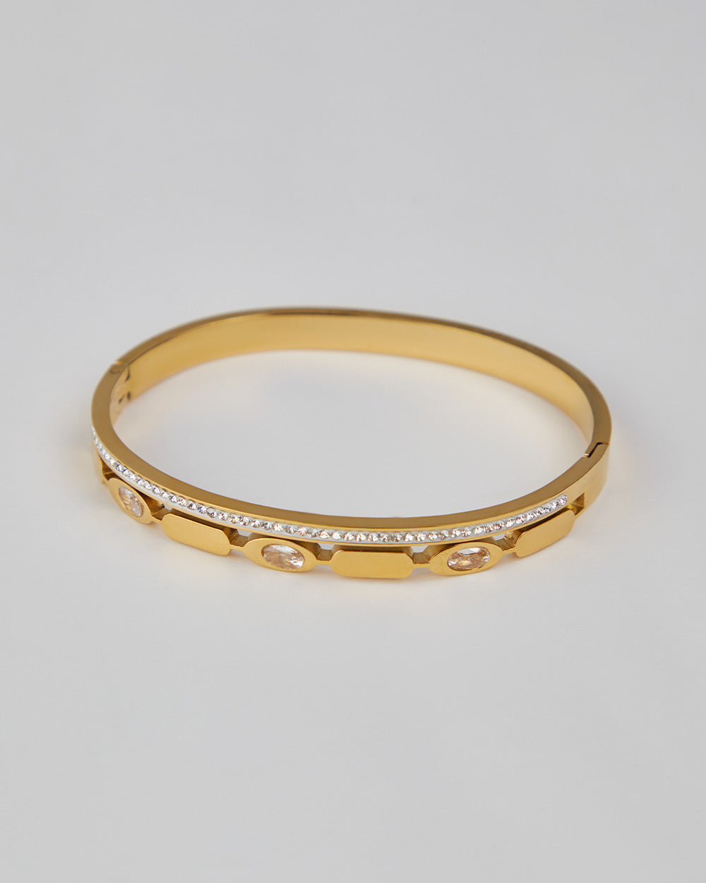 Gold Bracelet With Rectangular Figures