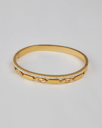 Gold Bracelet With Rectangular Figures