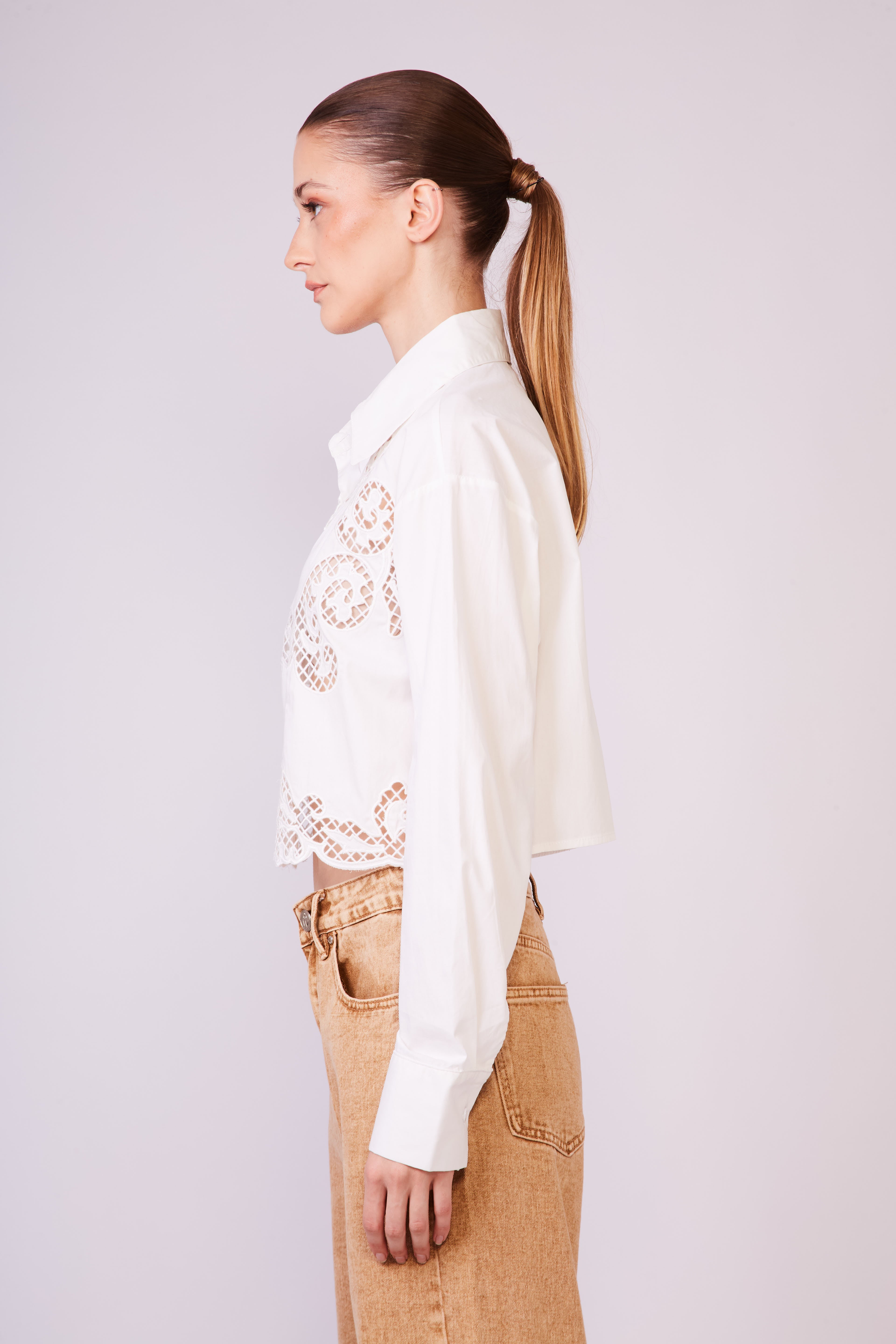 Embroidery white crop shirt