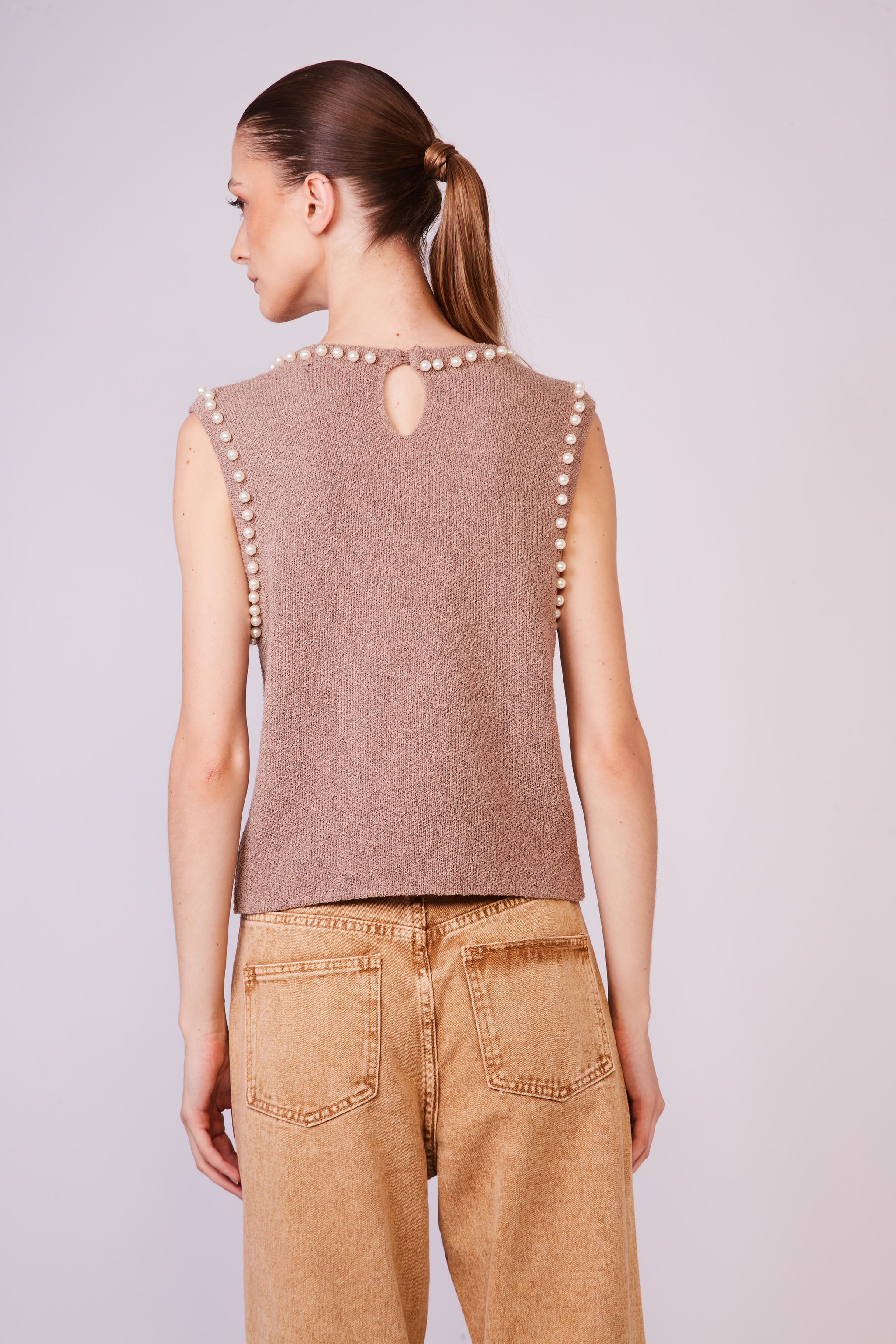 Pearl detail knit tank top