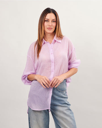 Blusa morada con cristales esmerilados y rayas