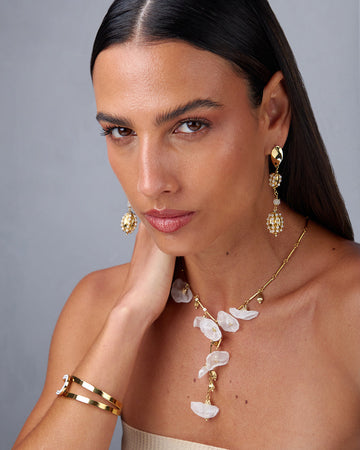 Gold Necklace White Flowers