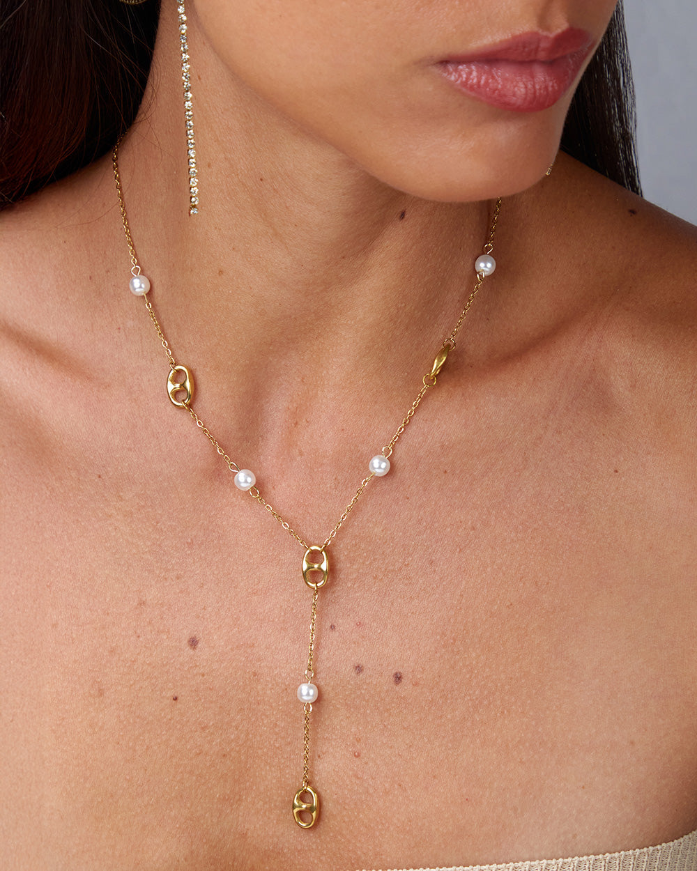 Necklace Gold  Pearls White