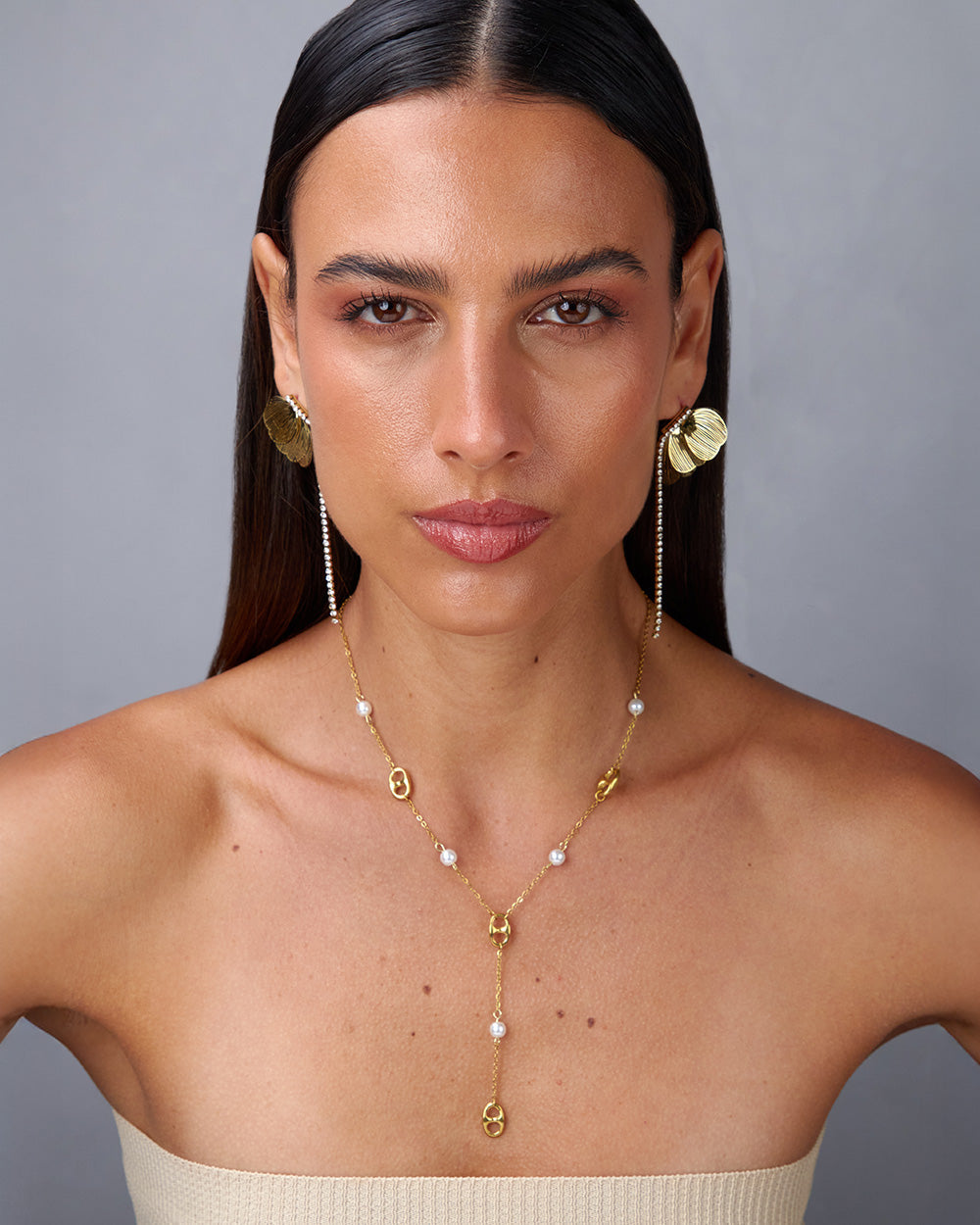 Necklace Gold  Pearls White